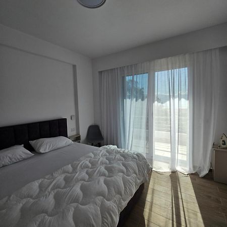 Sea & Sun Apartment Vlorë Εξωτερικό φωτογραφία