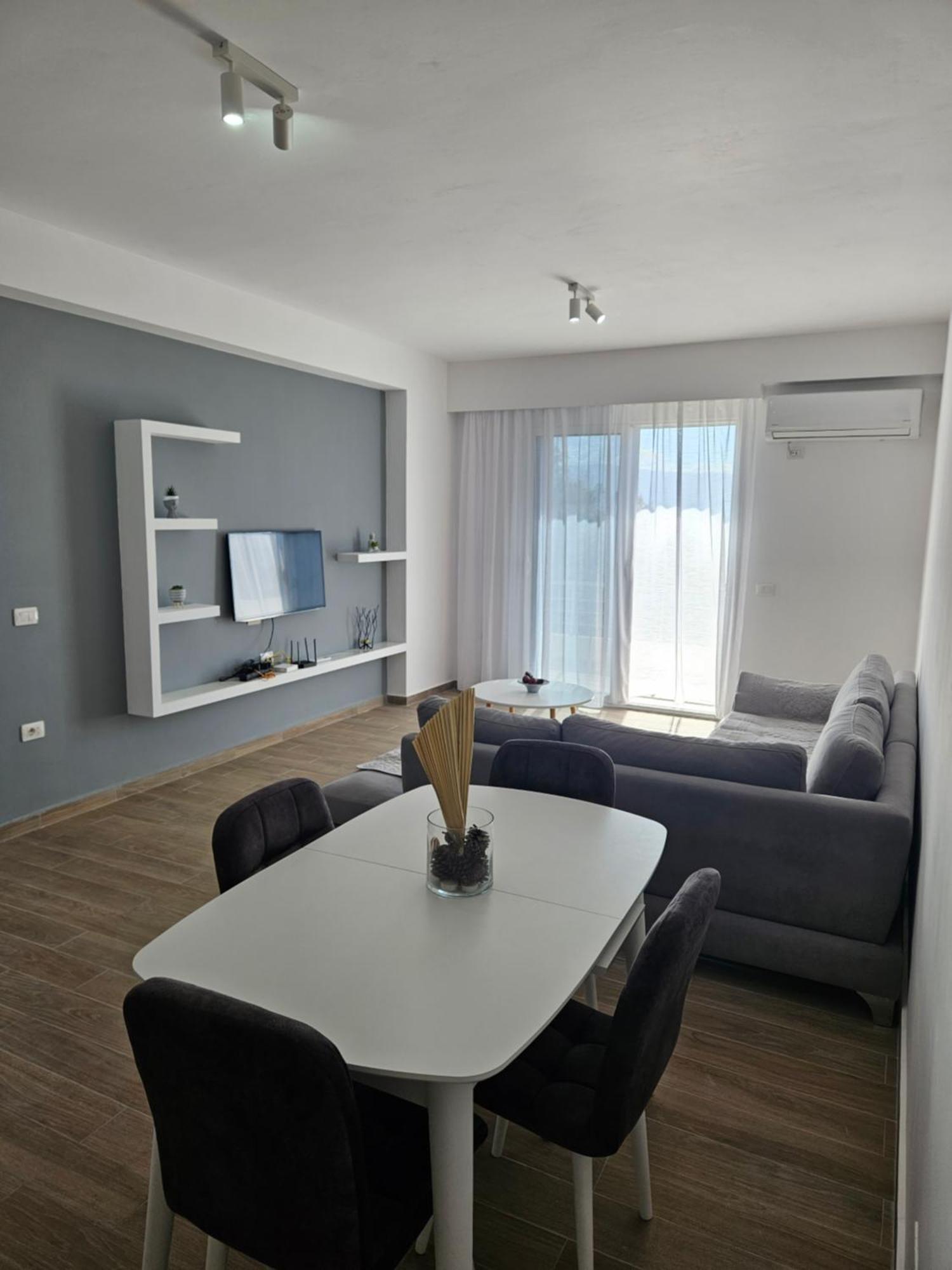 Sea & Sun Apartment Vlorë Εξωτερικό φωτογραφία